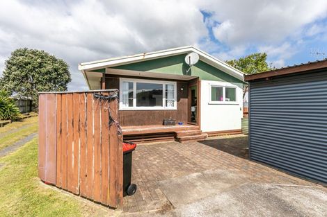 Photo of property in 106 Tamaki Road, Whangamata, 3620