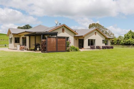 Photo of property in 52 Riccarton Road, Pahiatua, 4910