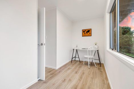 Photo of property in 38d Hetherington Road, Ranui, Auckland, 0612