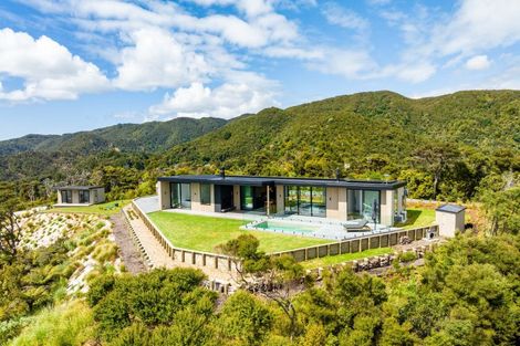 Photo of property in 114 The Ridge, Langs Beach, Waipu, 0582