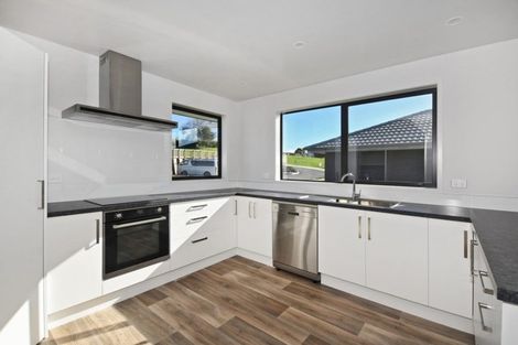 Photo of property in 8 Provisional Drive, Te Kamo, Whangarei, 0112