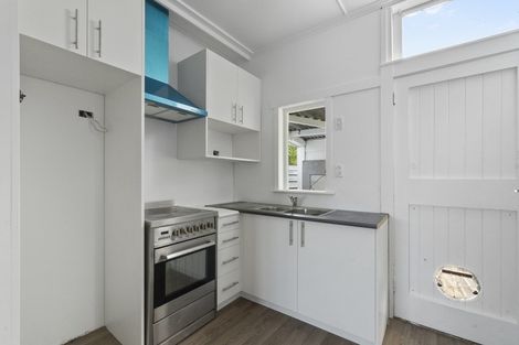 Photo of property in 15 Maitland Street, Frankton, Hamilton, 3204