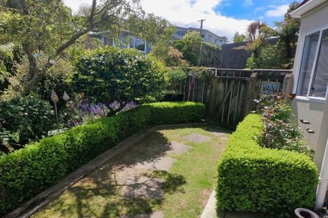 Photo of property in 115a Normandale Road, Normandale, Lower Hutt, 5010