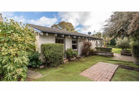 Photo of property in 156 Riverlaw Terrace, Saint Martins, Christchurch, 8022