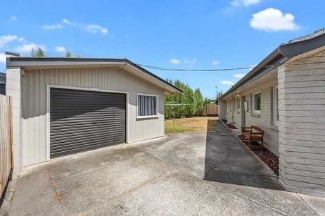 Photo of property in 55 Morrow Avenue, St Andrews, Hamilton, 3200
