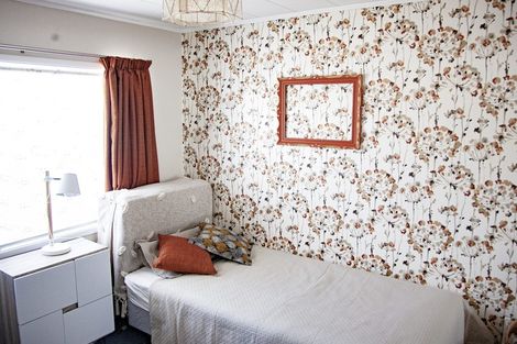 Photo of property in 1/1 Rosebank Terrace, Stoke, Nelson, 7011