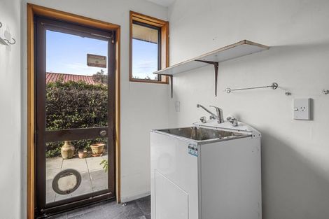 Photo of property in 2/7 Torvill And Dean Lane, Cashmere, Christchurch, 8022