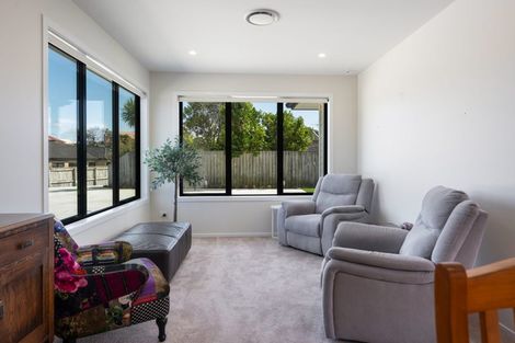 Photo of property in 5 Datum Way, Paraparaumu, 5032