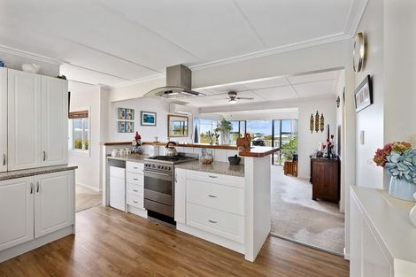 Photo of property in 11 Sea View Road, Leigh, Warkworth, 0985