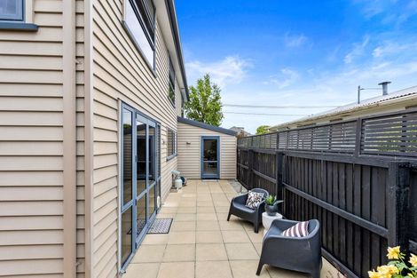 Photo of property in 500a Barbadoes Street, Edgeware, Christchurch, 8013