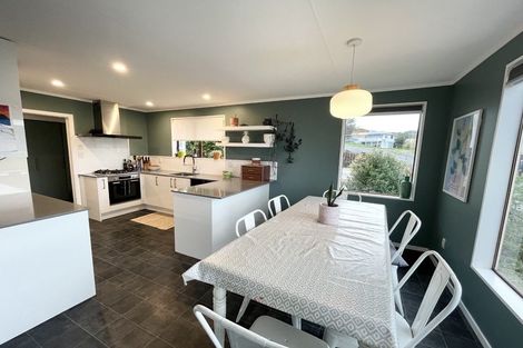 Photo of property in 15 Mapplebeck Street, Titahi Bay, Porirua, 5022