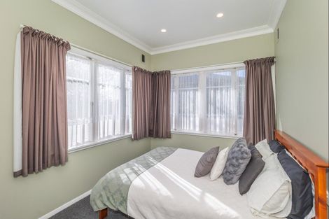 Photo of property in 100 Weraroa Road, Levin, 5510