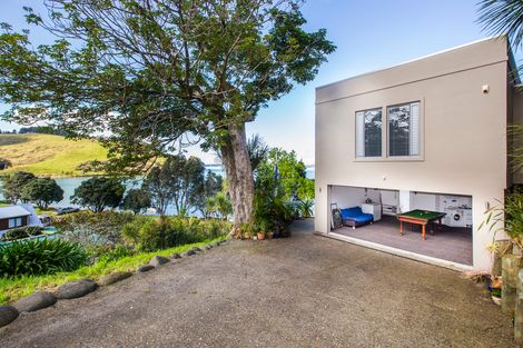 Photo of property in 70 Clinton Road, Tawharanui Peninsula, Warkworth, 0986