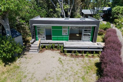 Photo of property in 23a Toi Street, Otaki Beach, Otaki, 5512