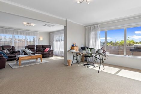 Photo of property in 10 Harkin Close, Bethlehem, Tauranga, 3110