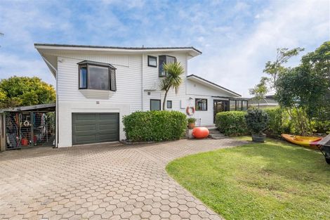 Photo of property in 97 Point Road, Monaco, Nelson, 7011