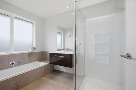 Photo of property in 96 Penetaka Heights, Pyes Pa, Tauranga, 3112
