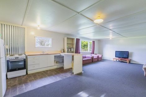 Photo of property in 872 Pourerere Road, Omakere, Waipawa, 4271