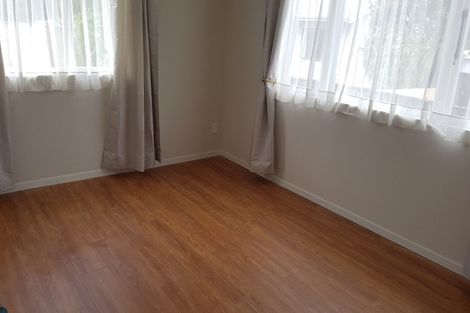 Photo of property in 29 Lincoln Road, Henderson, Auckland, 0610