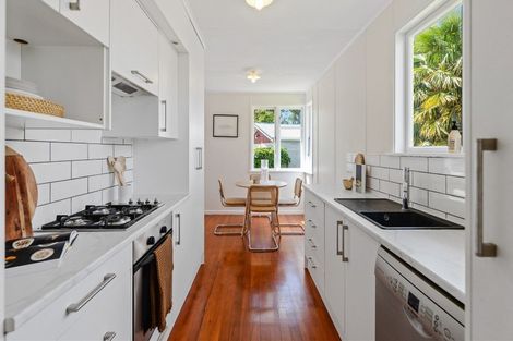 Photo of property in 4 Moule Place, Fairfield, Hamilton, 3214