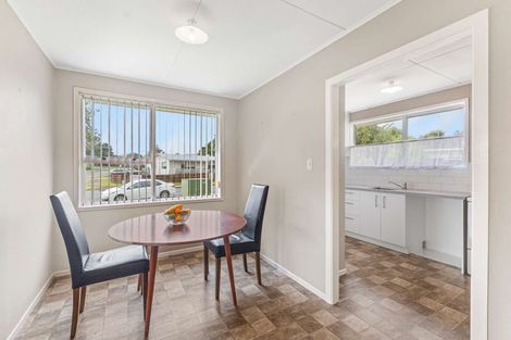 Photo of property in 13 Lantana Avenue, Bell Block, New Plymouth, 4312