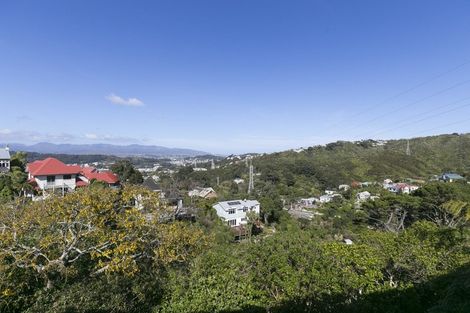 Photo of property in 17 Highbury Road, Highbury, Wellington, 6012