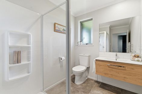 Photo of property in 1 Hanlow Place, Pyes Pa, Tauranga, 3112