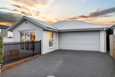 Photo of property in 7 Eminence Drive, Northwood, Christchurch, 8051