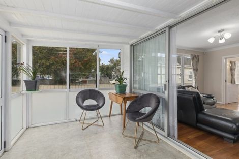 Photo of property in 162 Kings Crescent, Hutt Central, Lower Hutt, 5010