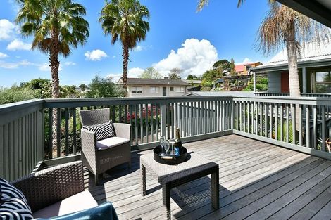 Photo of property in 59 Elliston Crescent, Stanmore Bay, Whangaparaoa, 0932
