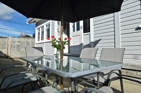 Photo of property in 10 Parakai Street, Paraparaumu, 5032