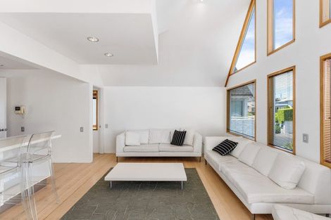 Photo of property in 19 Ring Terrace, Saint Marys Bay, Auckland, 1011