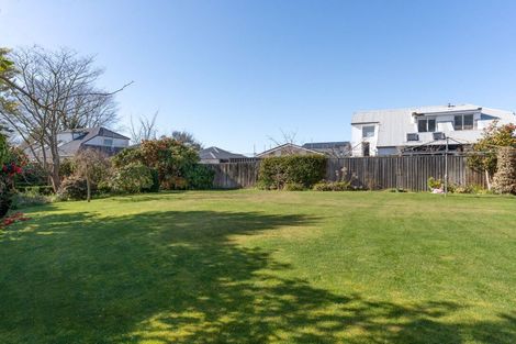Photo of property in 13 Otara Street, Ilam, Christchurch, 8053