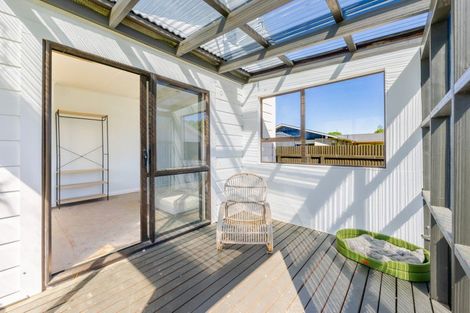 Photo of property in 1 Union Street, Waipawa, 4210