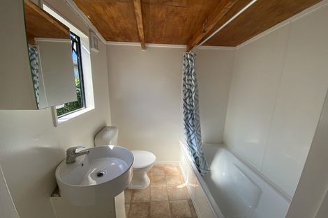 Photo of property in 31 Innismara Avenue, Wattle Downs, Auckland, 2103