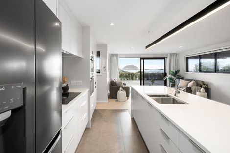 Photo of property in 2/26 Pillans Road, Otumoetai, Tauranga, 3110