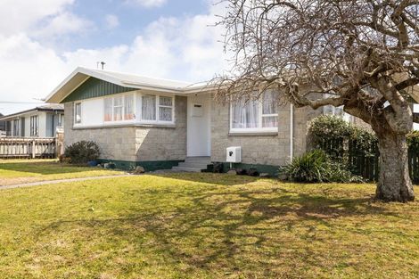 Photo of property in 75 Wrantage Street, Westown, New Plymouth, 4310
