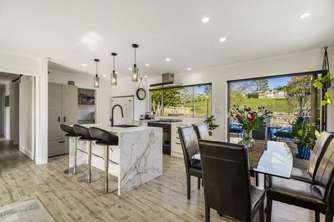 Photo of property in 13 Brandon Road, Manly, Whangaparaoa, 0930