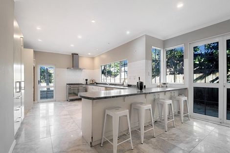 Photo of property in 13 Belvedere Court, West Harbour, Auckland, 0618