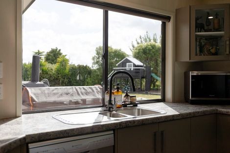 Photo of property in 37 Tawera Road, Mangatainoka, Pahiatua, 4982