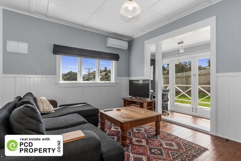 Photo of property in 2 Charles Street, Te Kamo, Whangarei, 0112