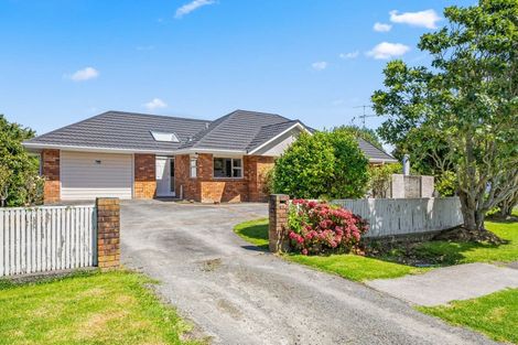 Photo of property in 214 Te Moana Road, Waikanae, 5036