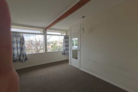 Photo of property in 1/37 Coronation Road, Hillcrest, Auckland, 0627