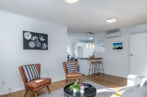 Photo of property in 15 Fisher Street, Johnsonville, Wellington, 6037