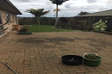 Photo of property in 28 Richfield Crescent, Westgate, Auckland, 0614