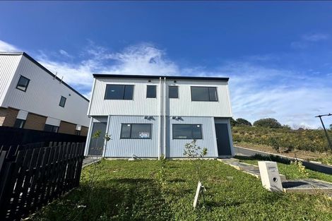 Photo of property in 64a Crestview Rise, Papakura, 2110