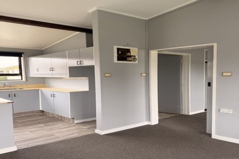 Photo of property in 1-12/71 Main Street, Mataura, 9712