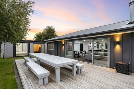 Photo of property in 4 Waikuku Beach Road, Waikuku Beach, 7473