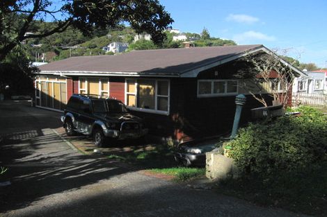 Photo of property in 46 Airlie Road, Plimmerton, Porirua, 5026