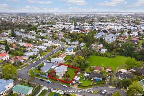 Photo of property in 25 Meilland Place, Glen Eden, Auckland, 0602